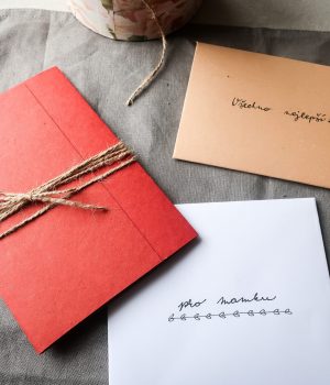 Výroba přání III: Papírové obálky