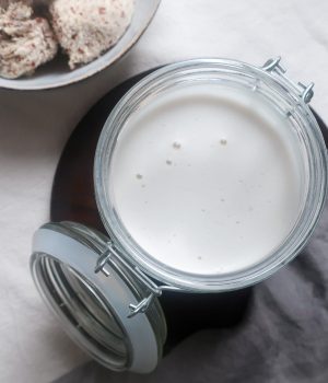 Domácí ovesná smetana do kávy