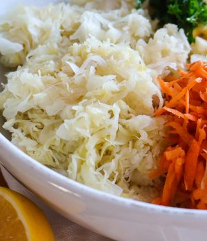 Salát z kysaného zelí